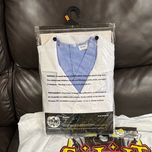 Kids Doctor Costume Shirt, Pants & Lab Coat Blue and White Child Small 4-6 NWT - Picture 4 of 8